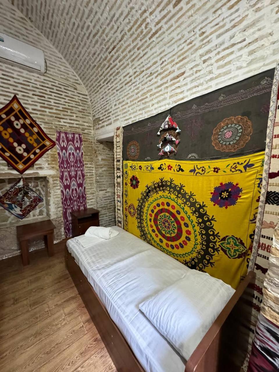 Ohun 18Th Century Caravansarai Buchara Exteriör bild