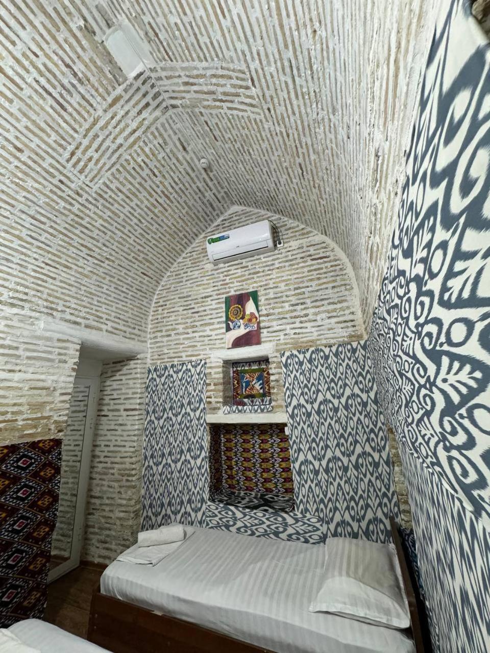Ohun 18Th Century Caravansarai Buchara Exteriör bild