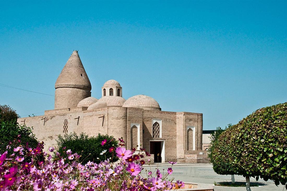 Ohun 18Th Century Caravansarai Buchara Exteriör bild