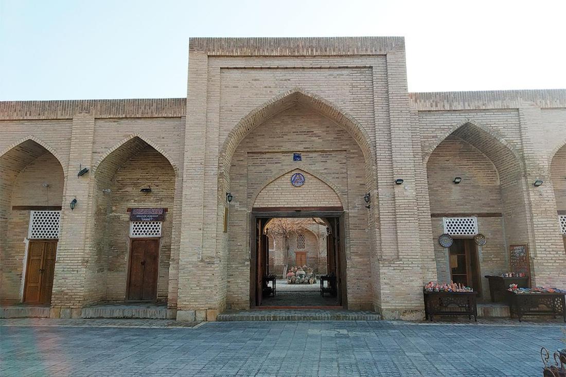 Ohun 18Th Century Caravansarai Buchara Exteriör bild